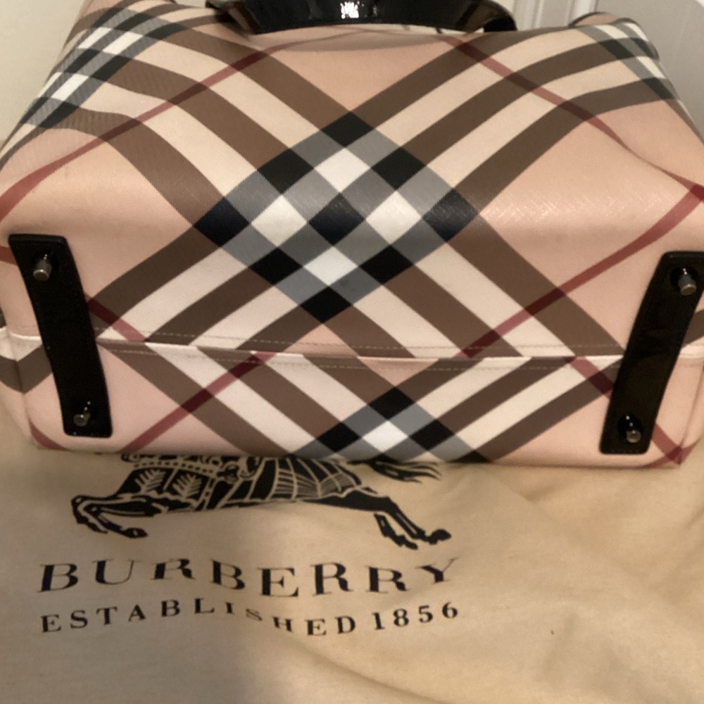💯 Authentic Burberry LARGE Nova Check Tote Handbag Shoulder Bag - Picture 8 of 16